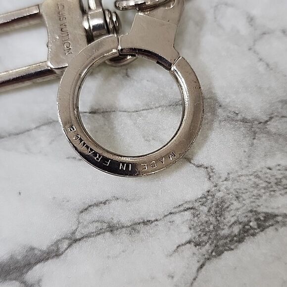 Authentic Louis Vuitton Porte Cle Fortune Black Leather Key Chain - Picture 7 of 8